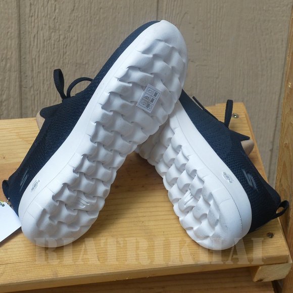 Ladies' GoWalk Joy BLACK Skechers  sneakers - Picture 4 of 4